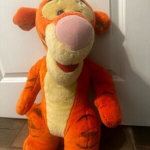 Large Winnie the Pooh Standing Tigger 22" Jumbo Plush Mattel Walt Disney PLUSH